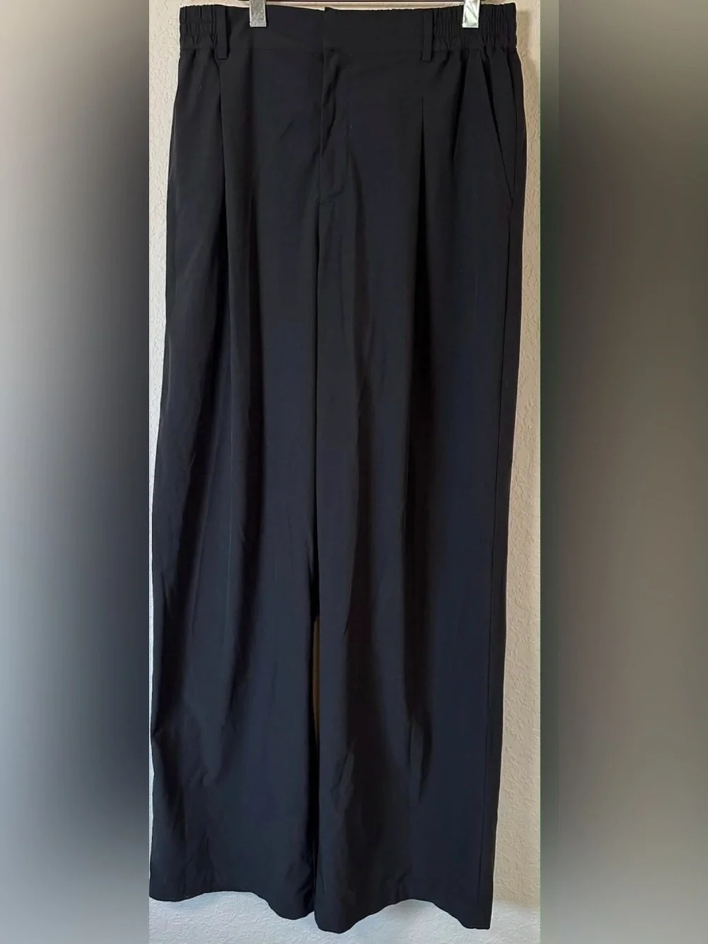 ALO Yoga High-Waist Pursuit Trouser